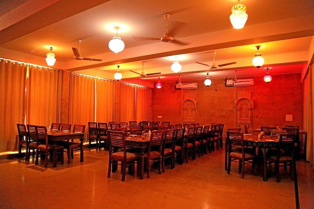 Hotel Golden Haveli Jaisalmer Ngoại thất bức ảnh